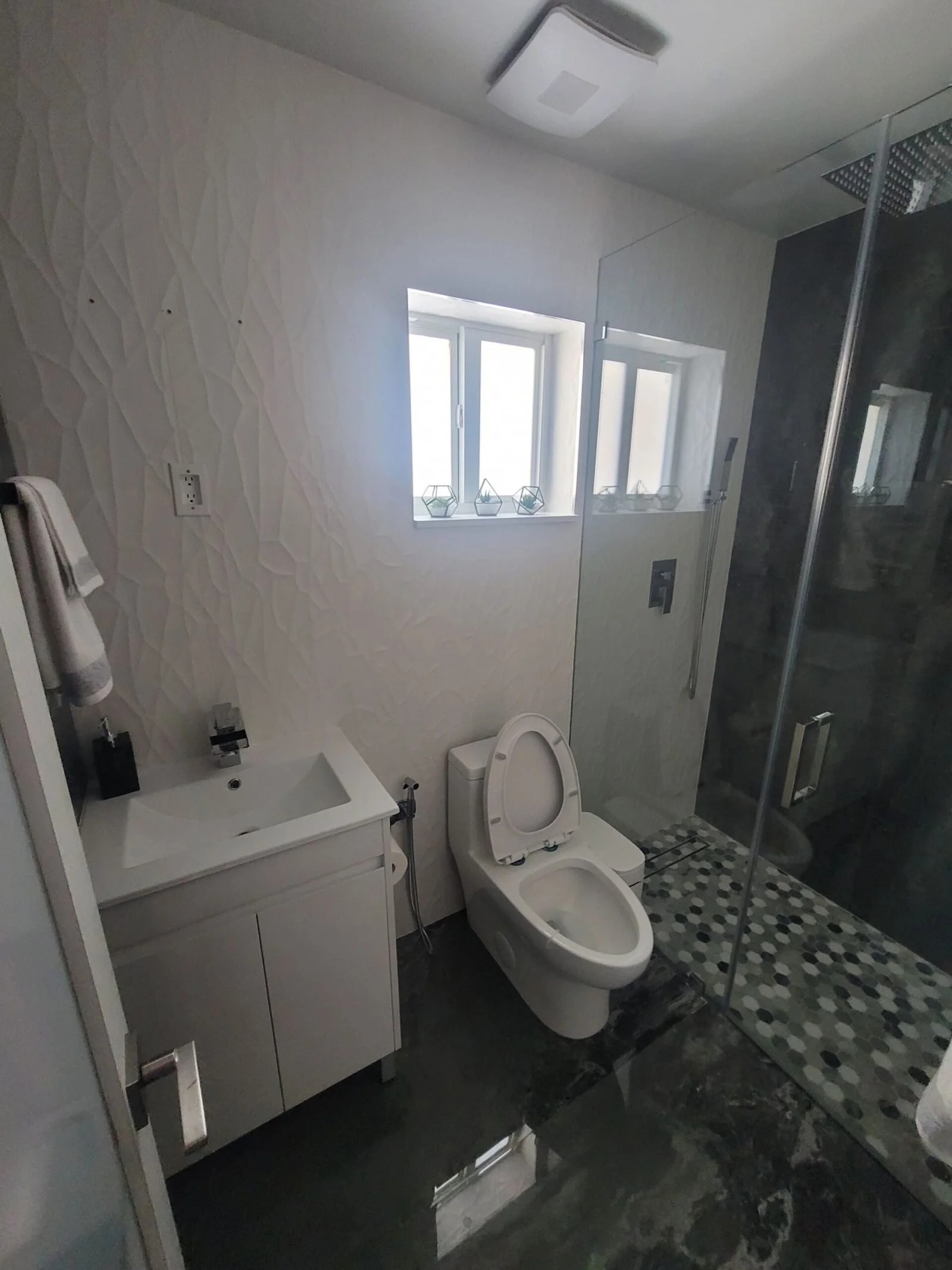 Full bathroom renovation Miami