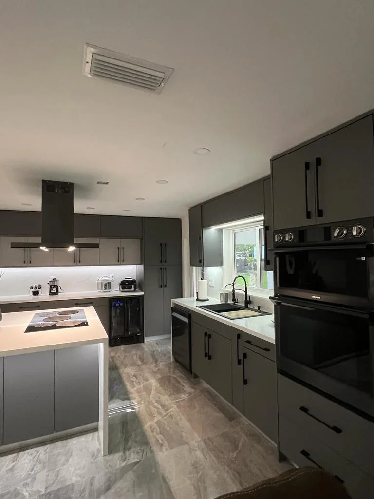 Kitchen remodeling in Miami modern design